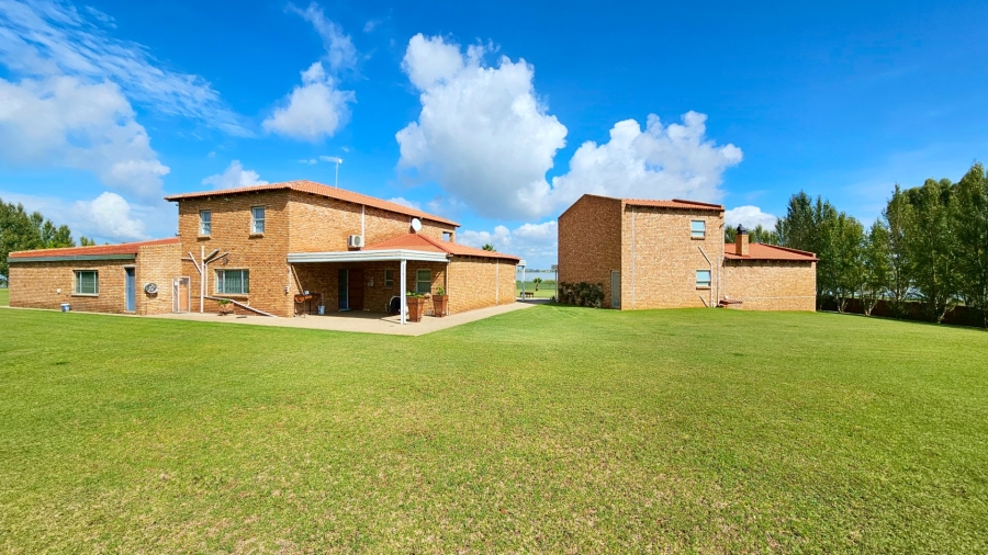 3 Bedroom Property for Sale in Oranjeville Free State